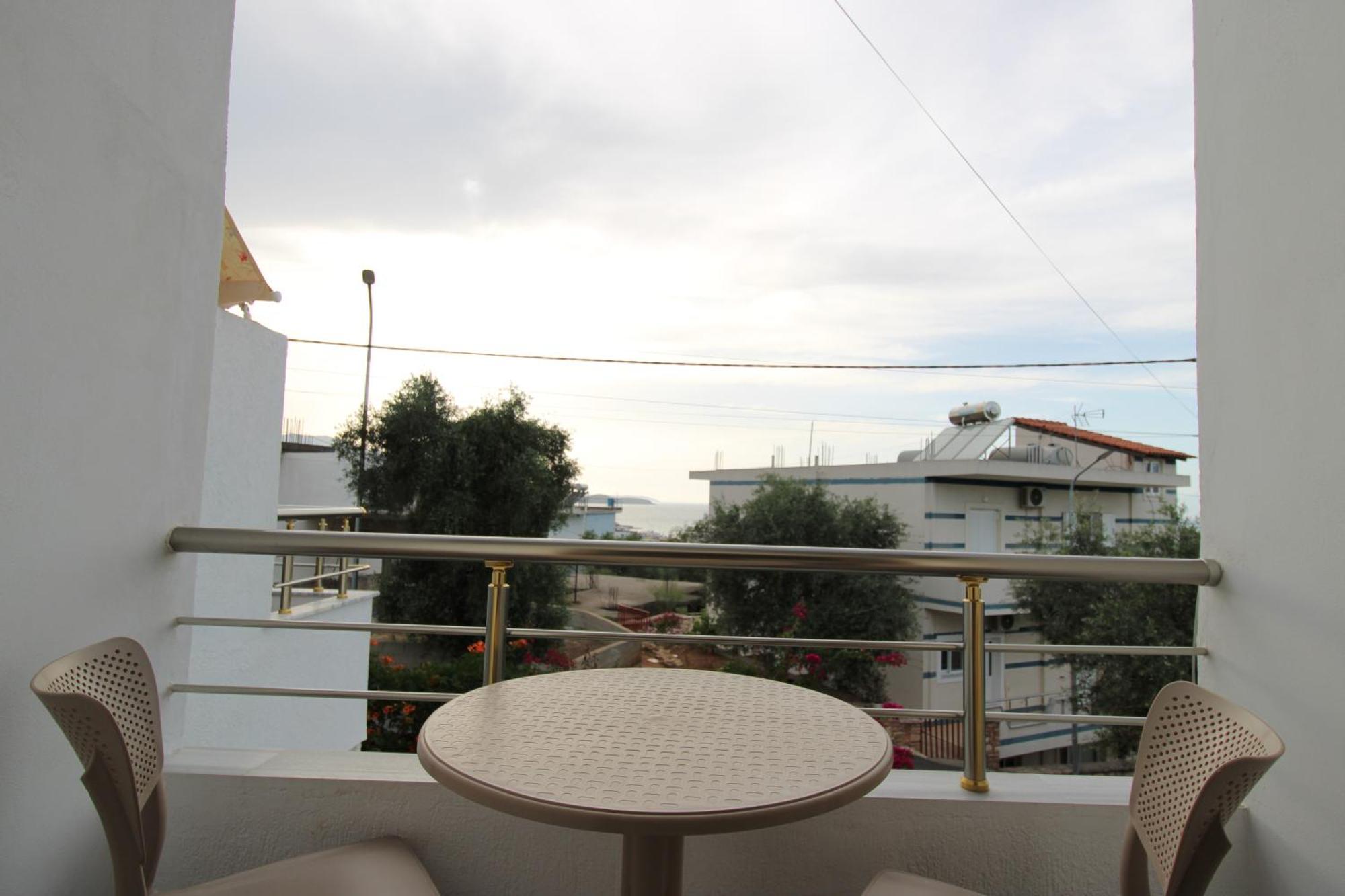 Garden Ermali * Ksamil