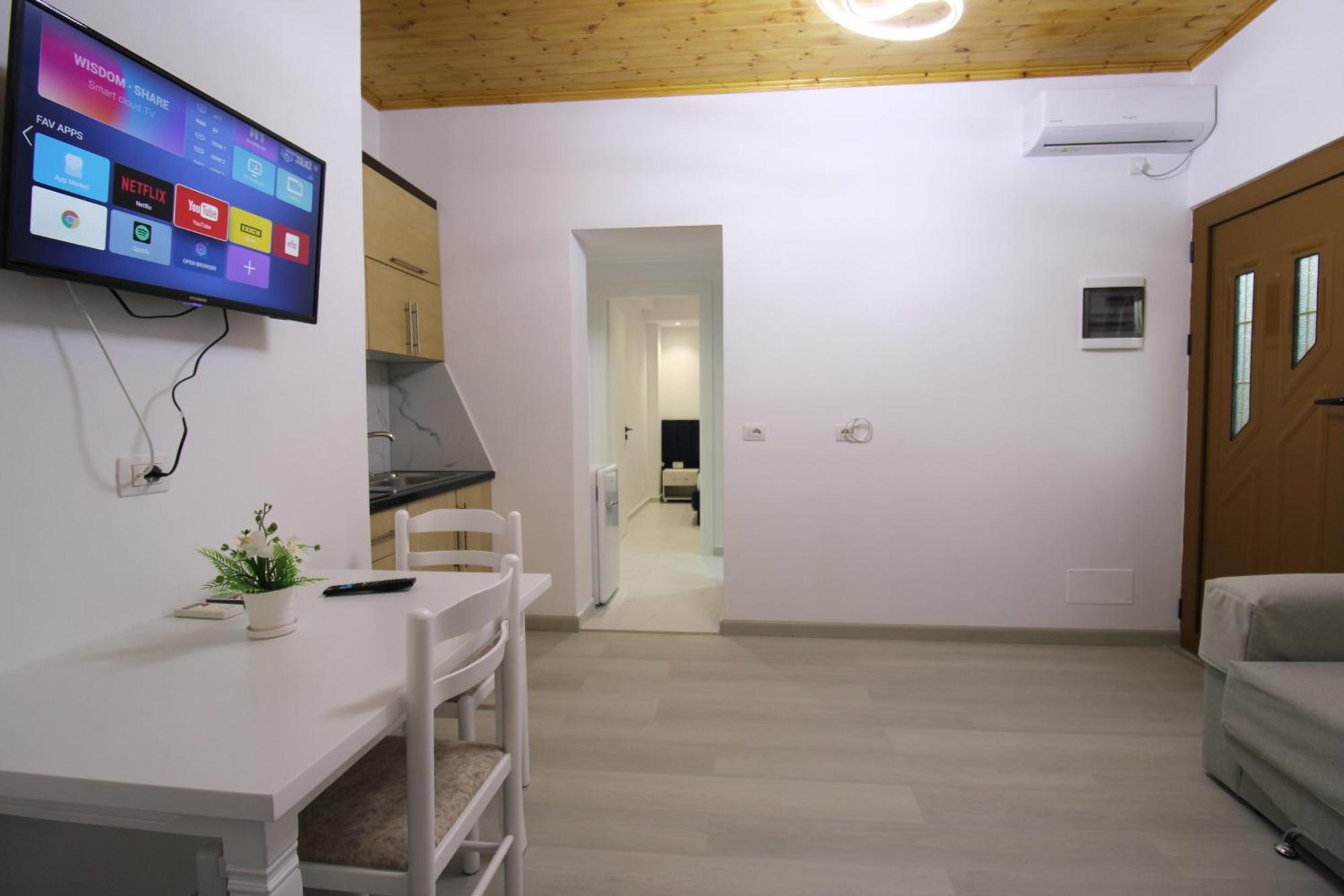 Garden Ermali Aparthotel Ksamil